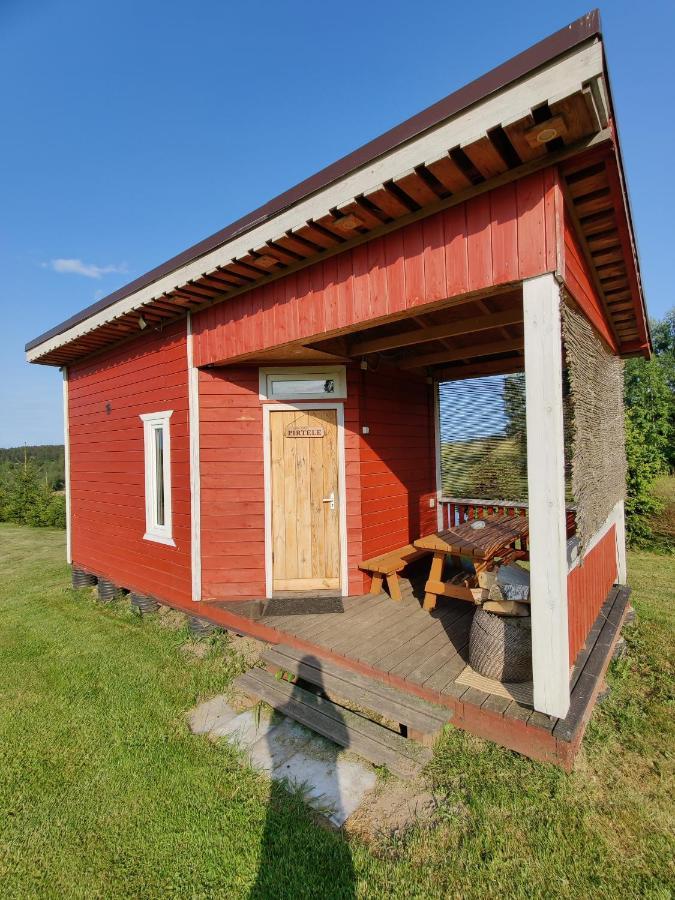 Villa Zalioji Paduyelis Exterior foto
