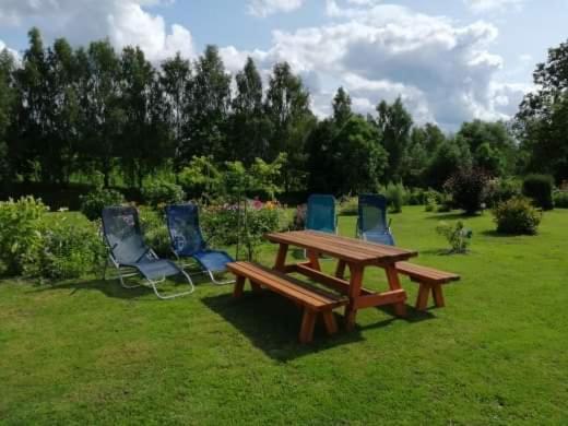 Villa Zalioji Paduyelis Zimmer foto